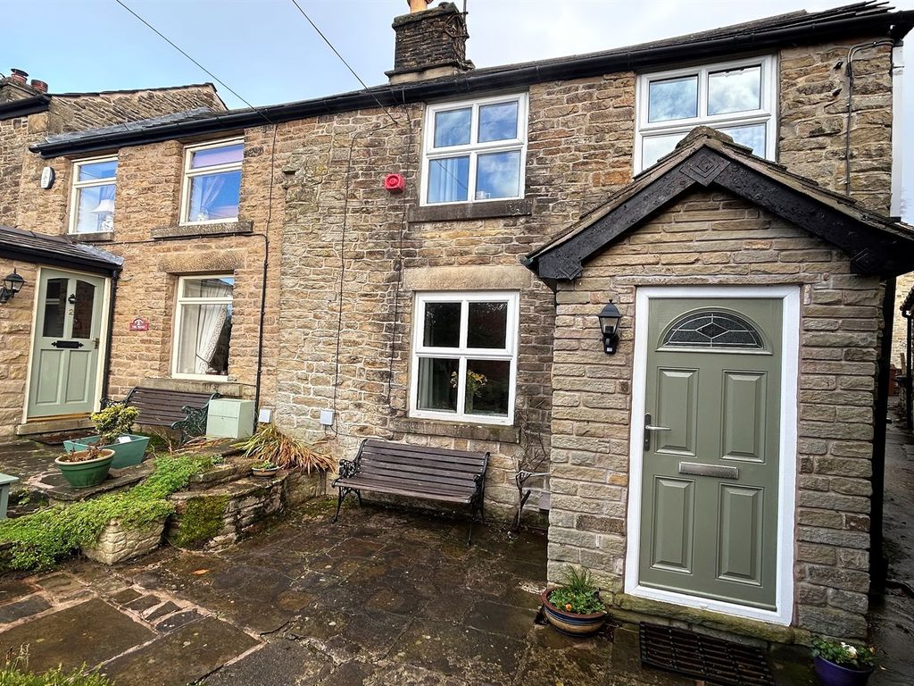 3 bed end terrace house for sale in The Wash, Chapel-En-Le-Frith, High Peak SK23, £425,000