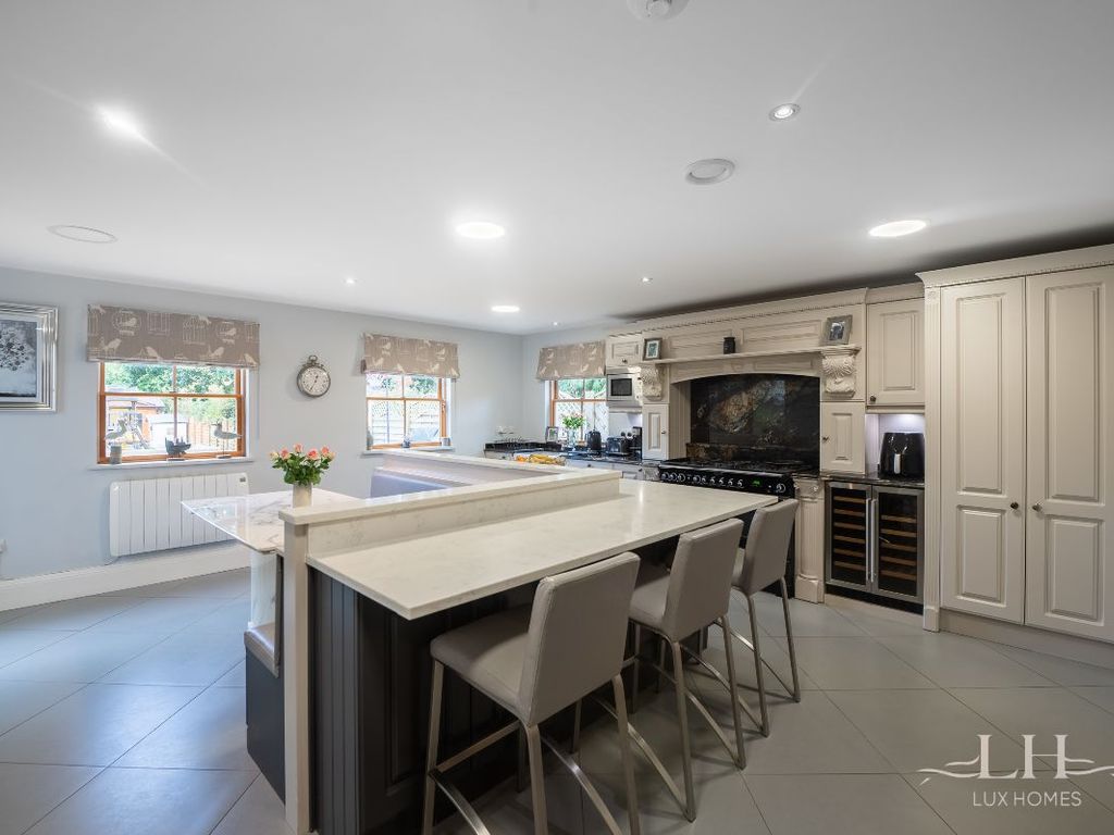 5 bed detached house for sale in Coxtie Green Road, Pilgrims Hatch, Brentwood CM14, £1,300,000