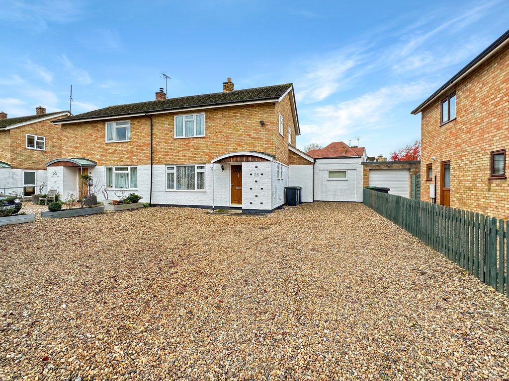 3 bed semi-detached house for sale in Trinity Close, Haslingfield, Cambridge CB23, £415,000