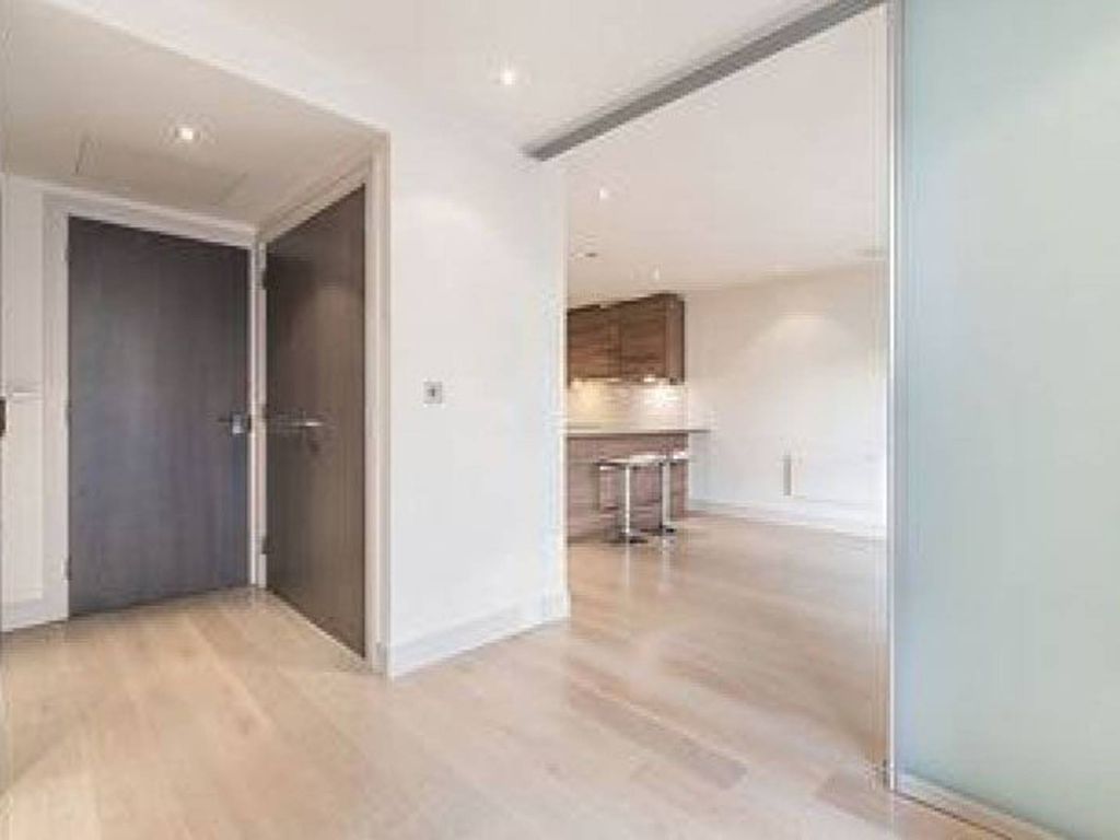 1 bed flat for sale in Chelsea Creek, Chelsea Creek, London SW6, £585,000