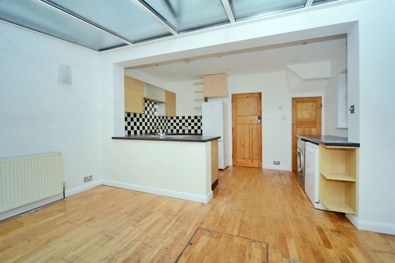 2 bed end terrace house for sale in Eastcote Avenue, West Molesey KT8, £378,500