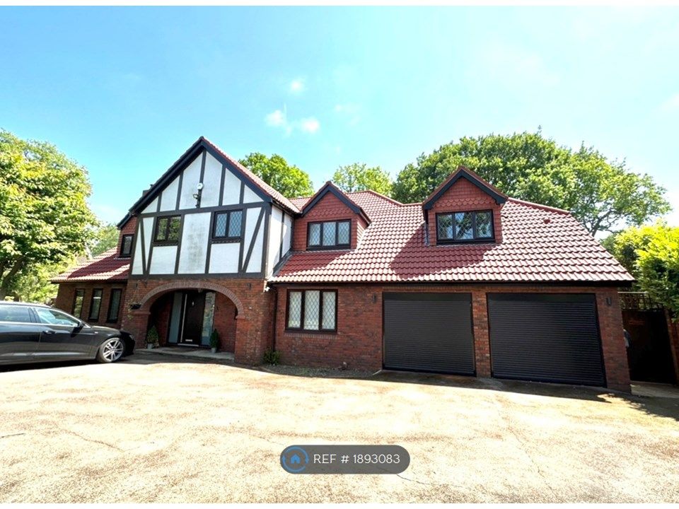 6 bed detached house to rent in Warren Lodge Drive, Kingswood, Tadworth KT20, £5,500 pcm