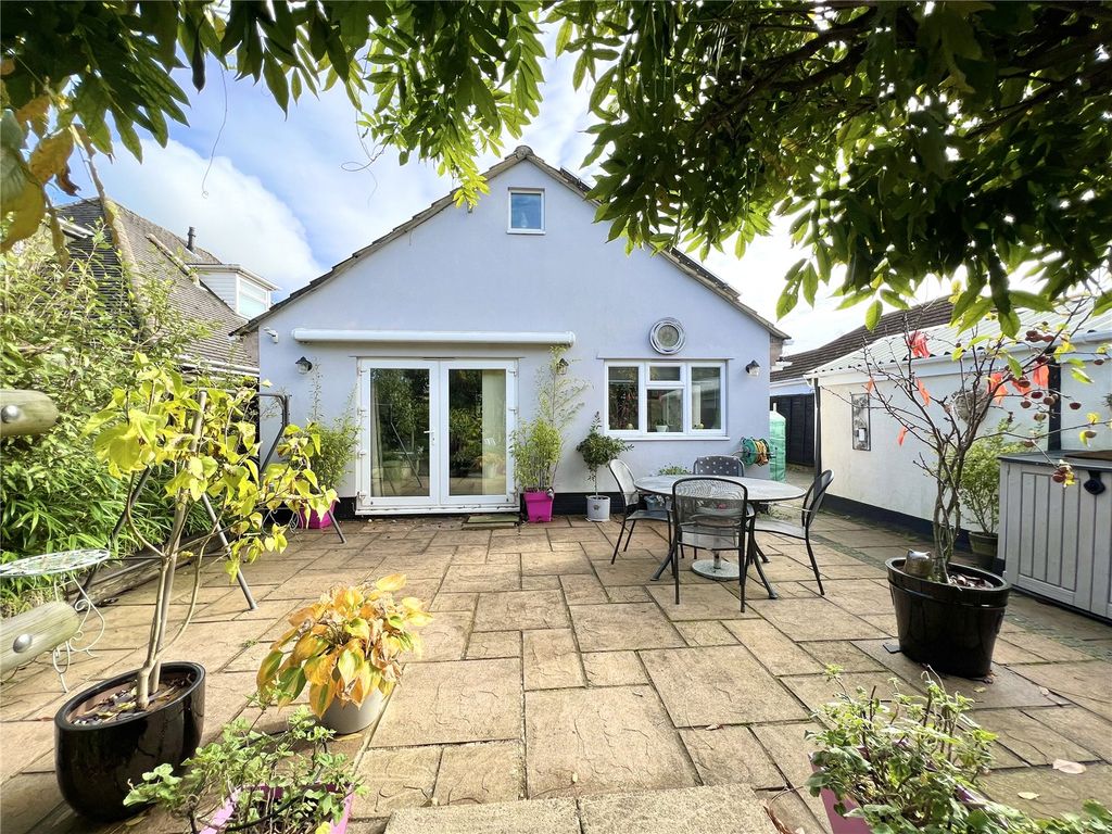 2 bed bungalow for sale in Weymans Avenue, Kinson, Bournemouth, Dorset BH10, £400,000