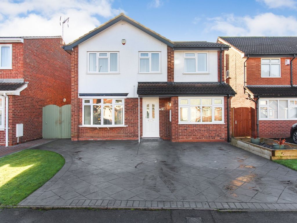4 bed detached house for sale in Chelwood Grove, Coventry CV2, £390,000