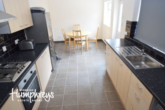 3 bed semi-detached house to rent in Newcastle Street, Silverdale, Staffordshire ST5, £455 pppm