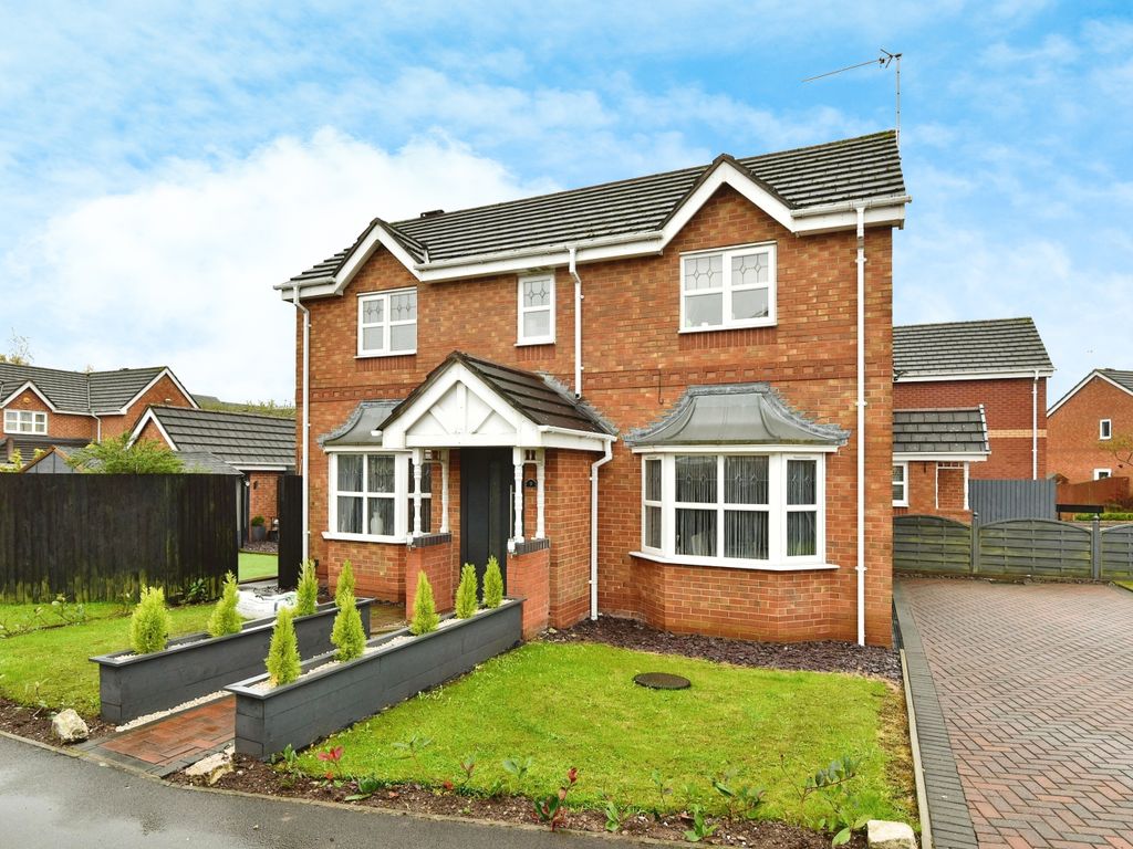 3 bed detached house for sale in Row Moor Way, Stoke-On-Trent ST6, £260,000