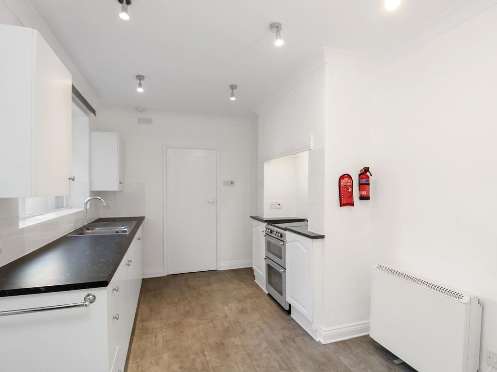 1 bed flat to rent in Bondgate Green Lane, Ripon HG4, £595 pcm
