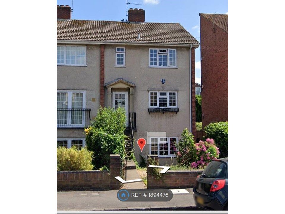 4 bed end terrace house to rent in Cairns Road, Bristol BS6, £2,500 pcm
