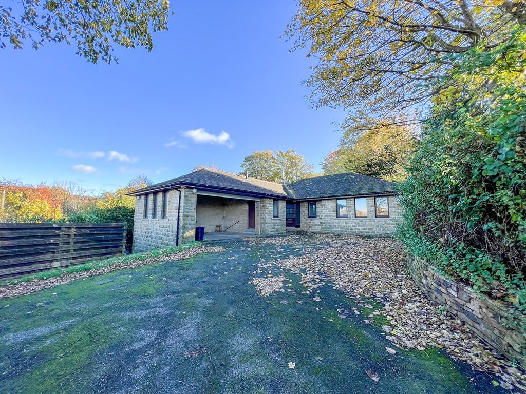 3 bed detached bungalow for sale in Far Banks, Honley, Holmfirth HD9, £400,000
