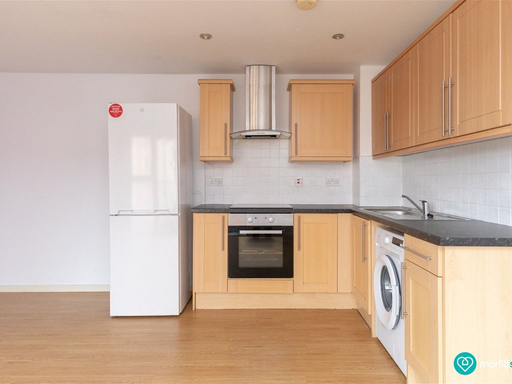 1 bed flat to rent in Mandale House, Sheffield S1, £800 pcm