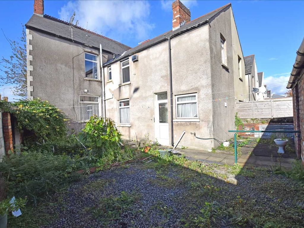 4 bed end terrace house for sale in Theobald Road, Canton, Cardiff CF5, £350,000