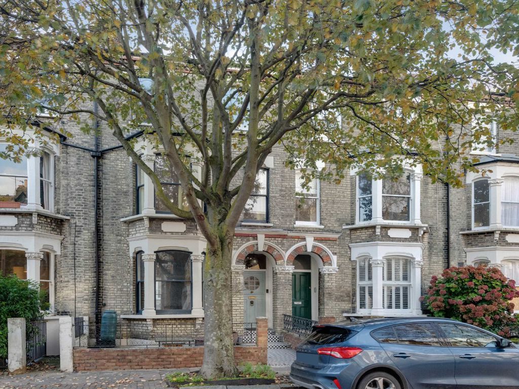 4 bed property to rent in Bardolph Road, London N7, £5,997 pcm