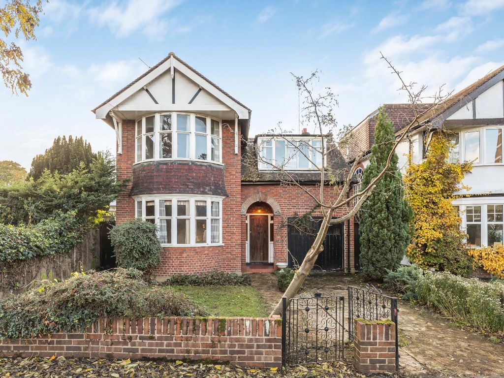 4 bed detached house for sale in Lower Teddington Road, Kingston Upon Thames, Surrey KT1, £1,500,000