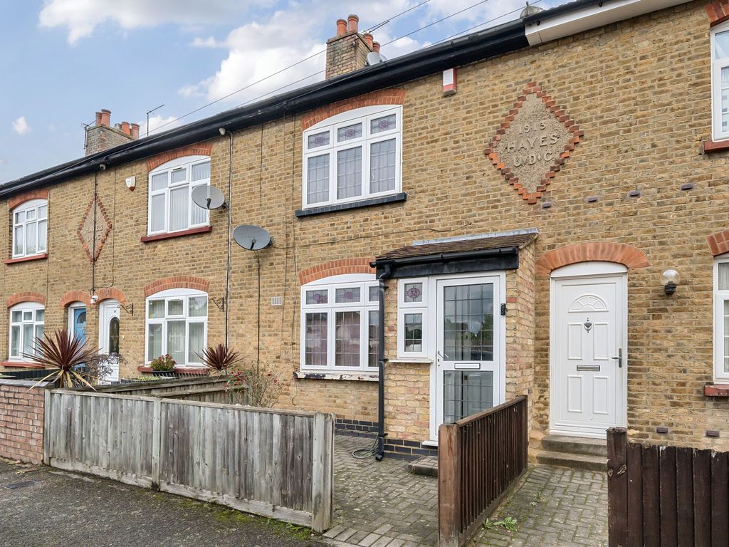 2 bed terraced house for sale in Middleton Road, Hayes UB3, £390,000