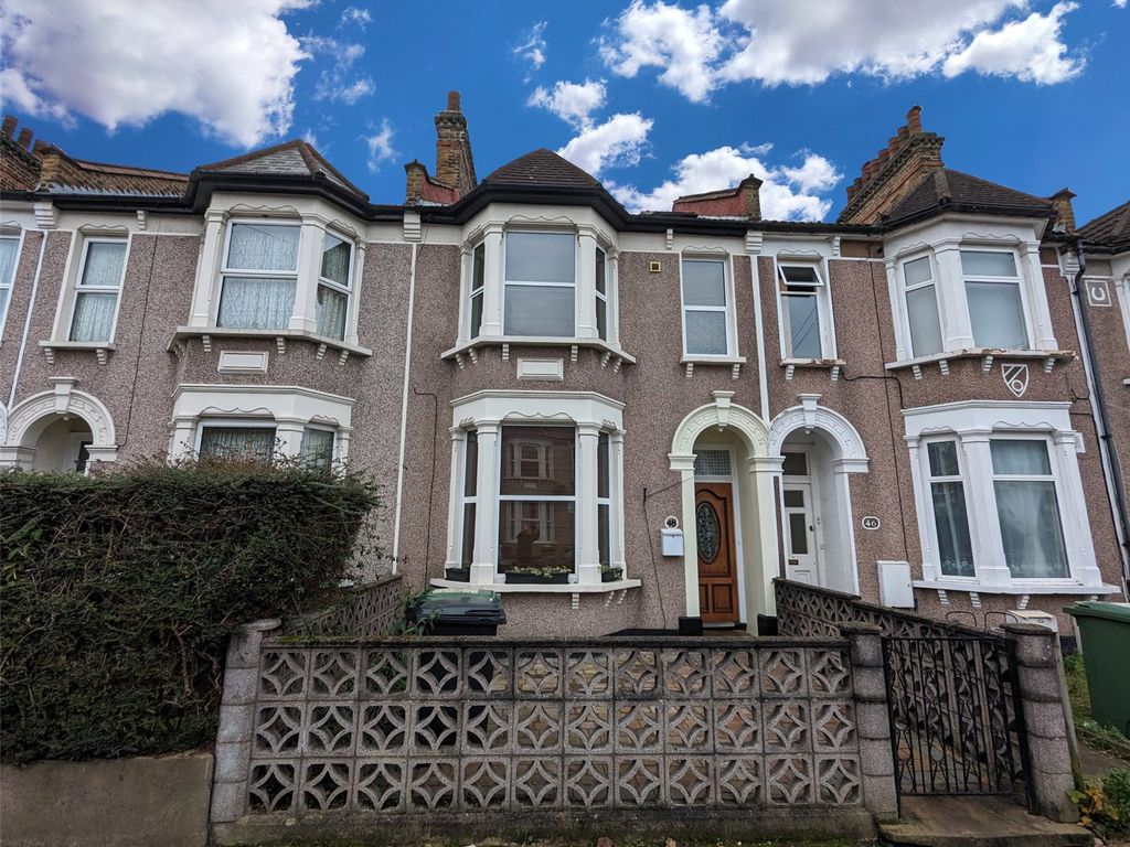 4 bed terraced house for sale in Farley Road, London SE6, £750,000