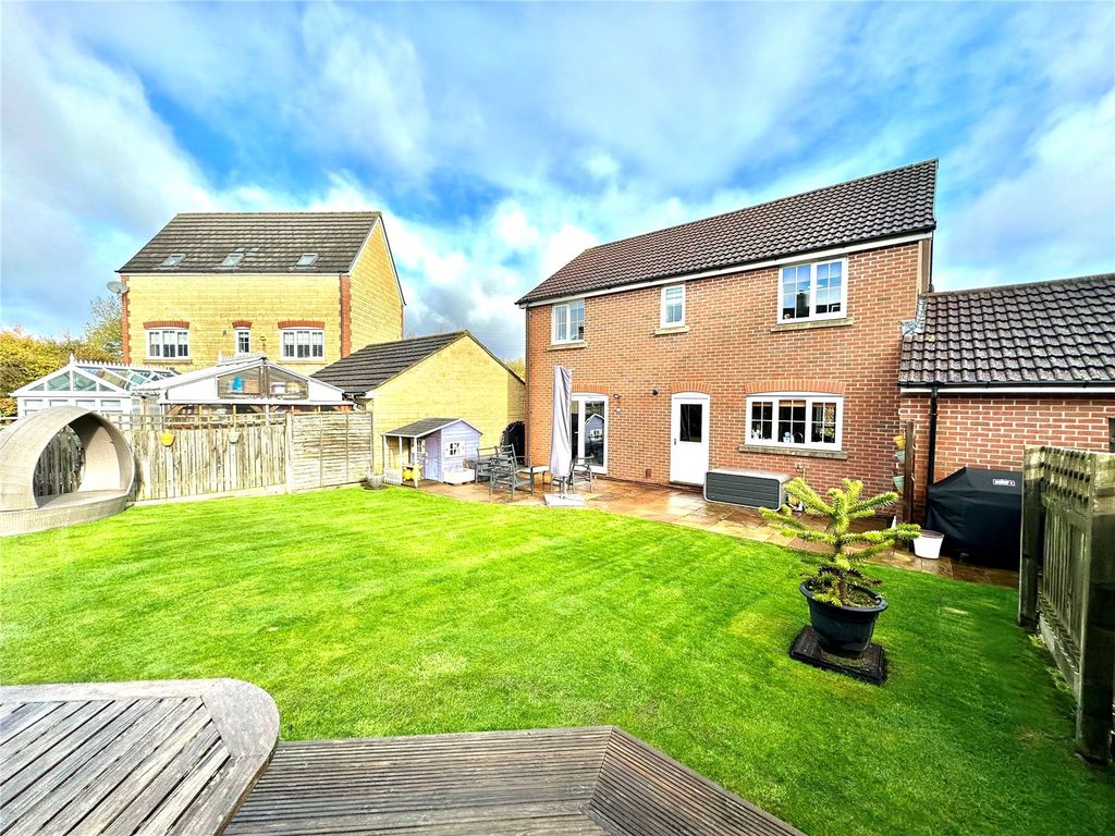 4 bed detached house for sale in Mustang Way, Moulden View, Swindon SN5, £425,000