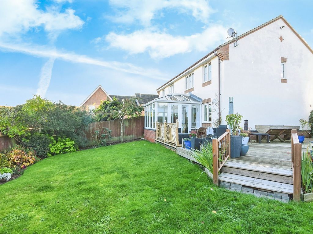 3 bed semi-detached house for sale in Highfields, Halstead CO9, £325,000