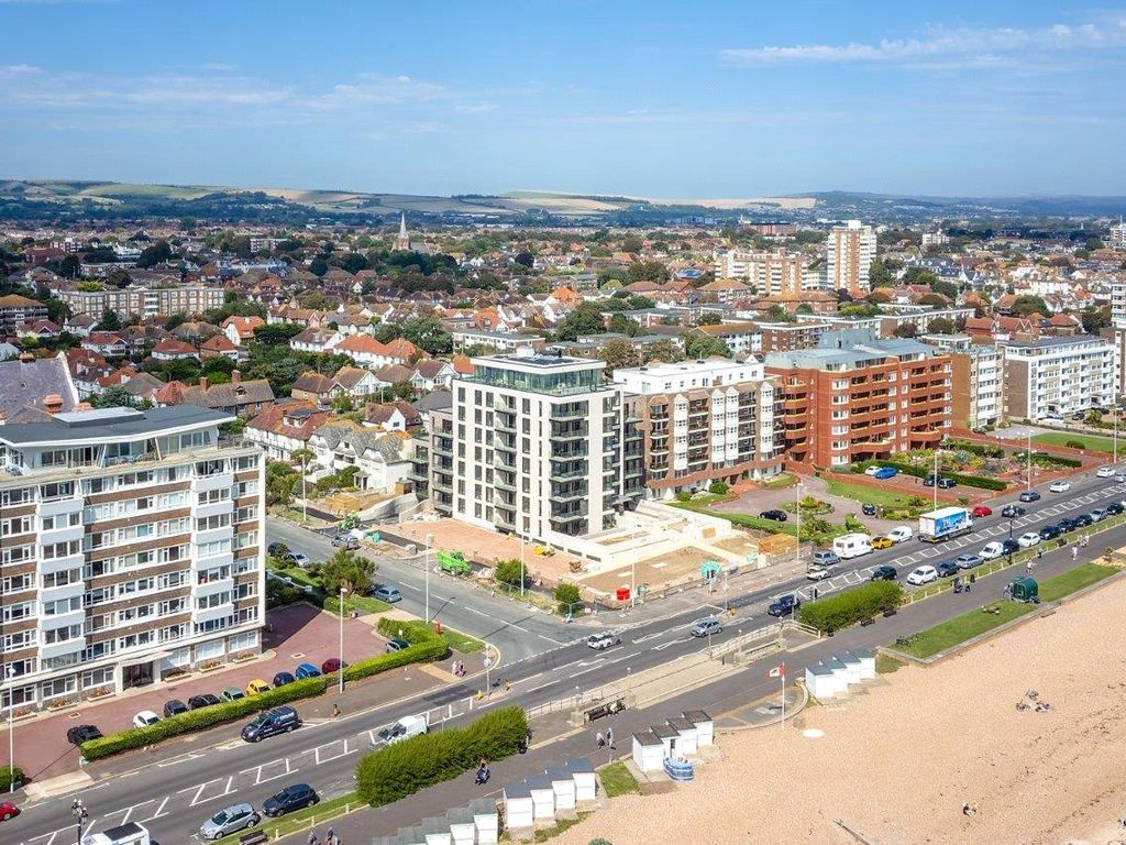 2 bed flat for sale in West Parade, Worthing, West Sussex BN11, £525,000