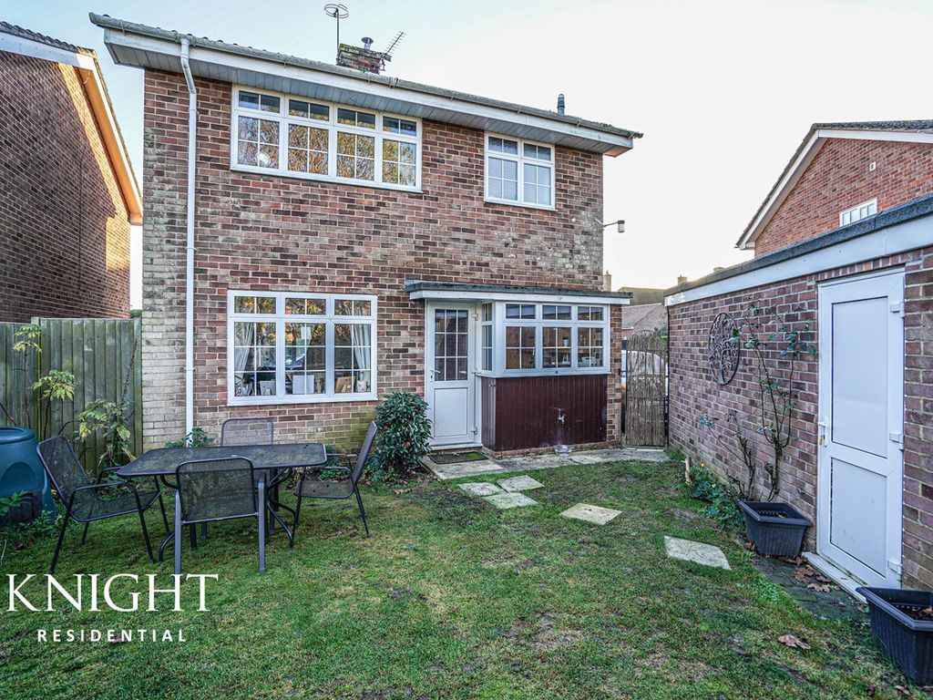 3 bed detached house for sale in Church Grove, Aldham, Colchester CO6, £350,000