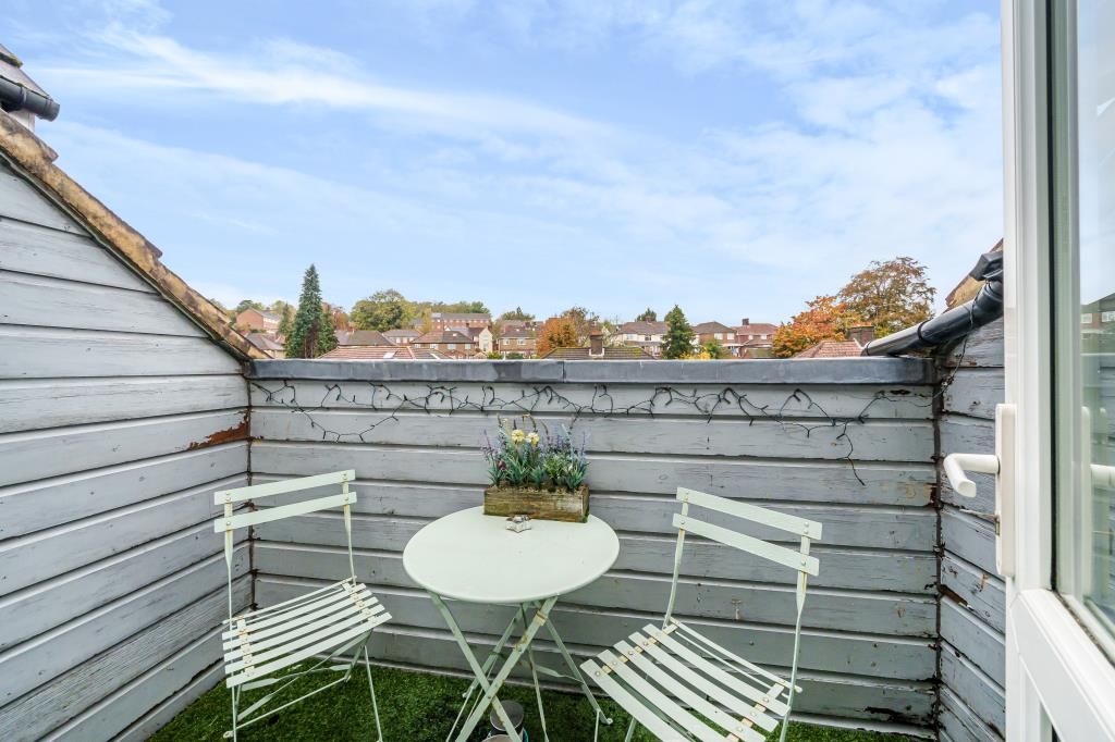 1 bed flat for sale in High Wycombe, Buckinghamshire HP12, £200,000