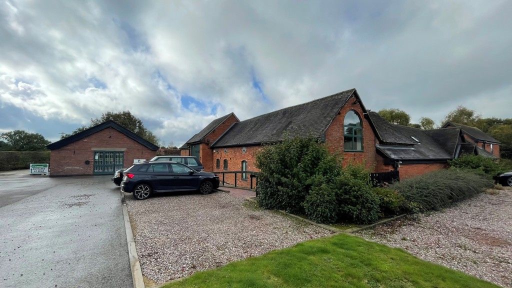 Office to let in Unit 2 Old Hall Farm Barn, Whitestitch Lane, Meriden, Coventry CV7, Non quoting