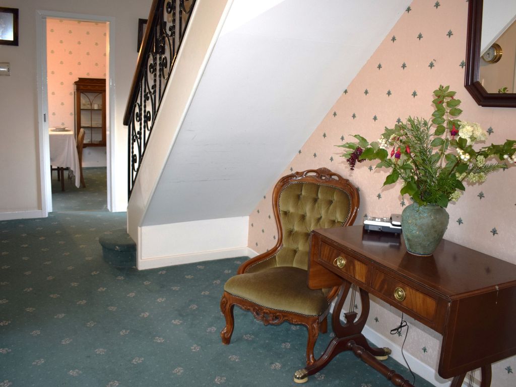 3 bed detached house for sale in Chapel Lane, Elsham DN20, £380,000