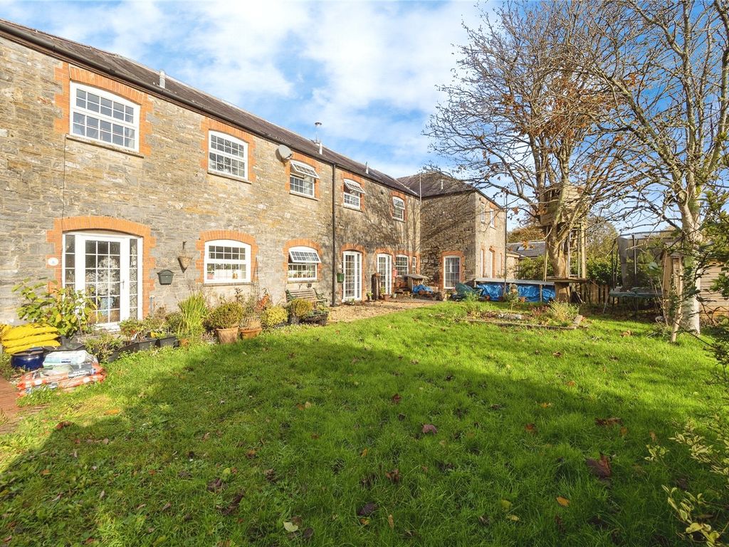 2 bed terraced house for sale in Littlehempston, Totnes, Devon TQ9, £300,000