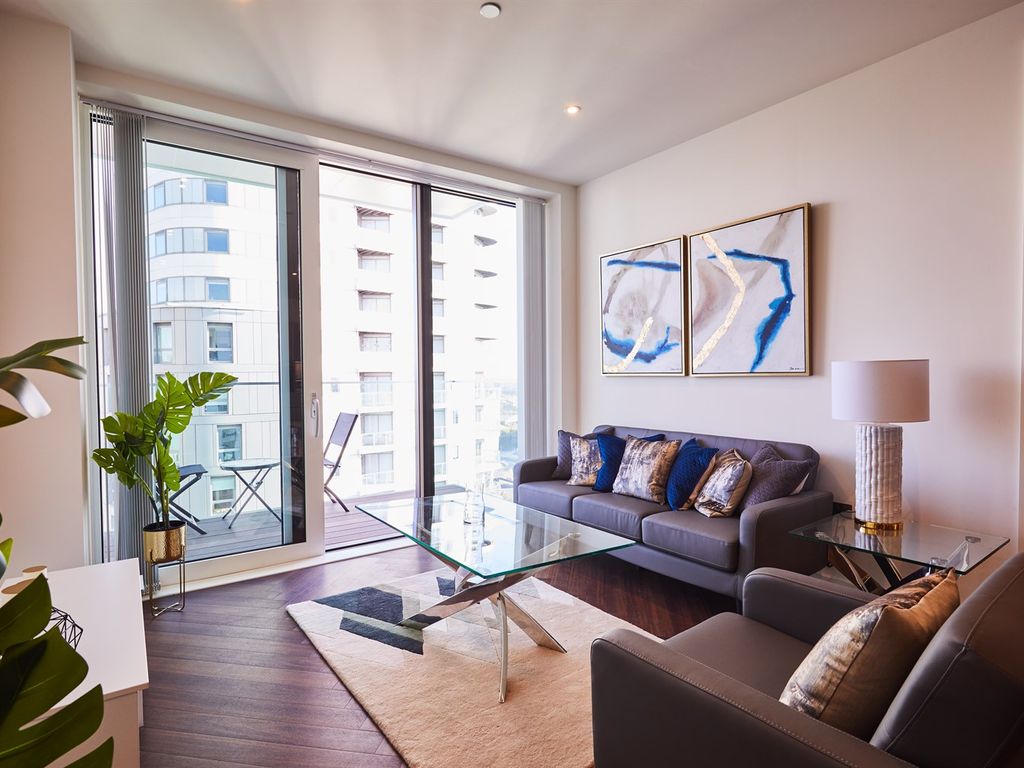 2 bed flat for sale in Lightbox, Blue M50, £295,000