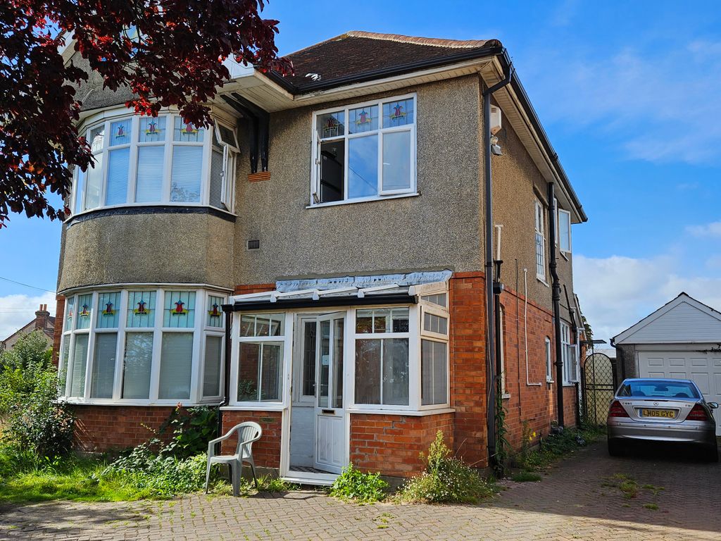 Block of flats for sale in HMO, Poole BH15, £675,000