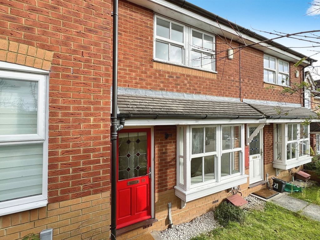 2 bed terraced house for sale in Jay Close, Lower Earley, Reading RG6, £350,000