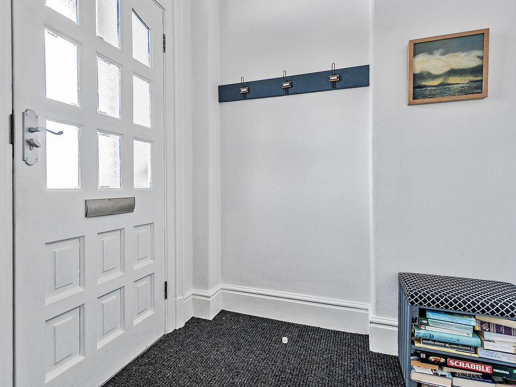 1 bed flat for sale in The Promenade, Carnforth LA5, £220,000