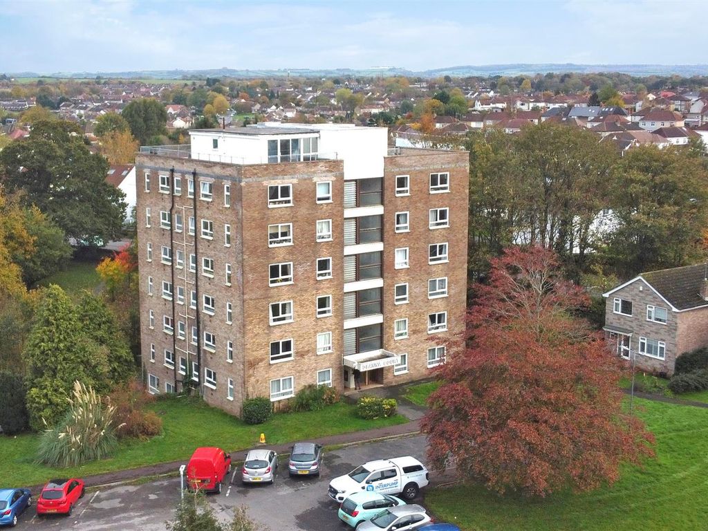 1 bed flat for sale in Cleeve Lodge Close, Downend, Bristol BS16, £95,000