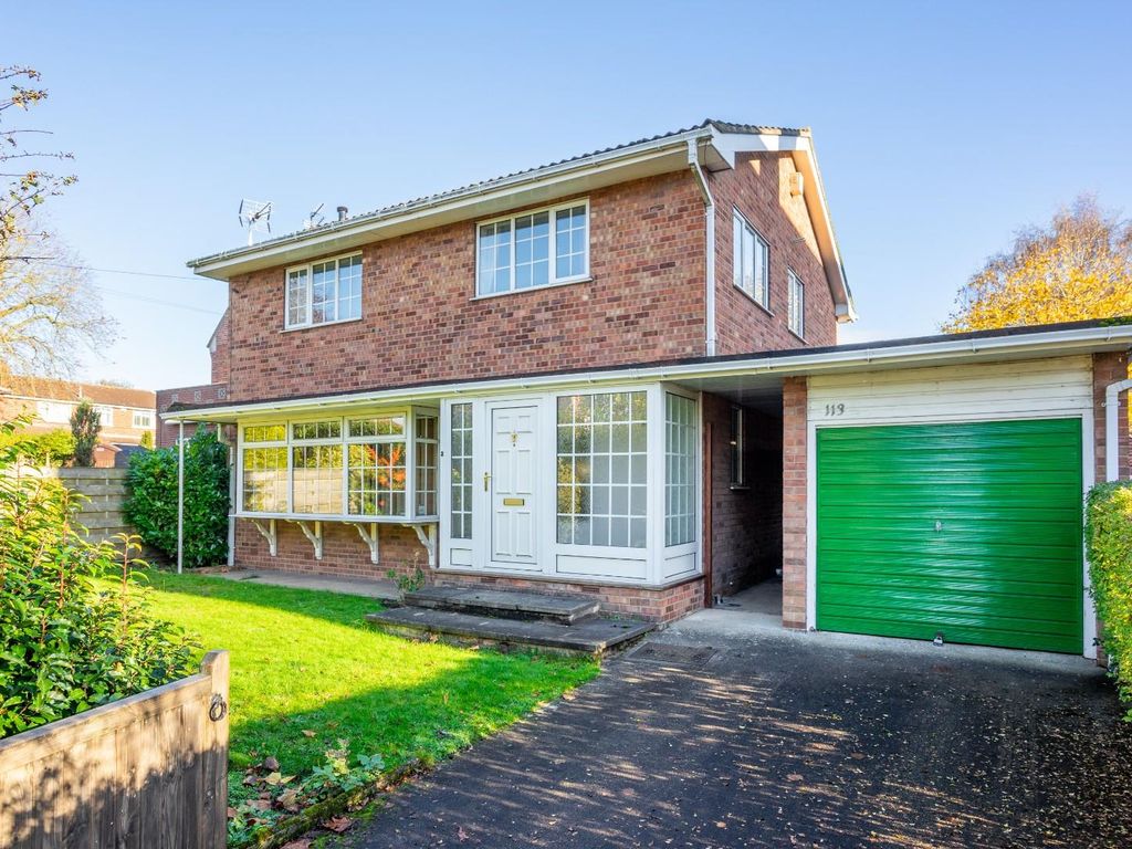 4 bed detached house for sale in Askham Lane, Acomb, York YO24, £500,000