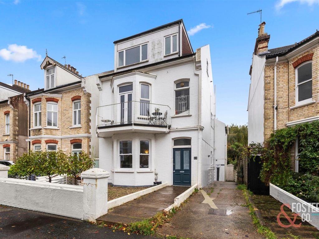 1 bed flat for sale in Ranelagh Villas, Hove BN3, £299,950