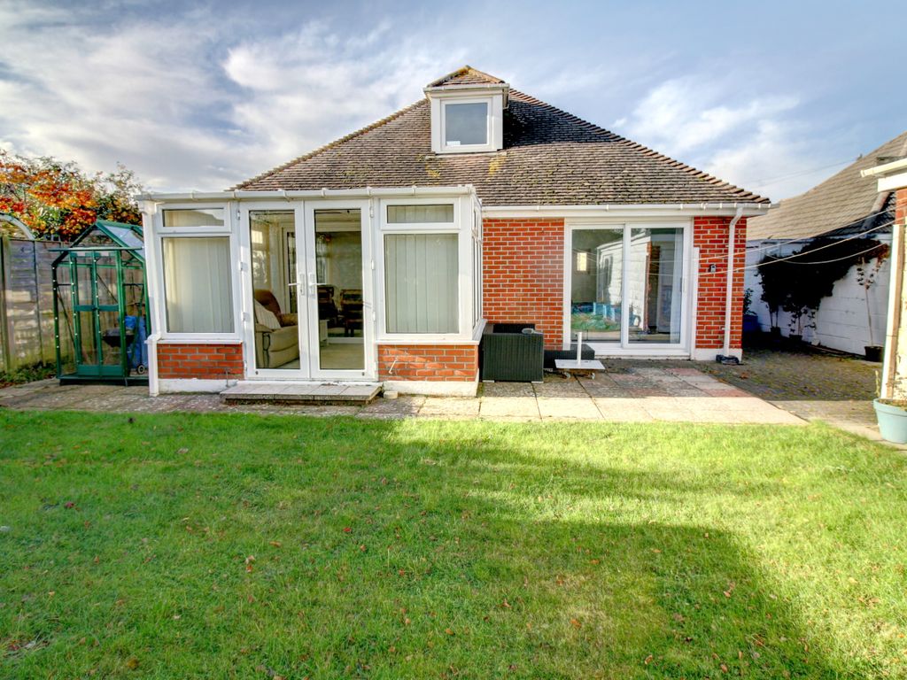 3 bed bungalow for sale in Viking Way, Southbourne, Bournemouth BH6, £664,950