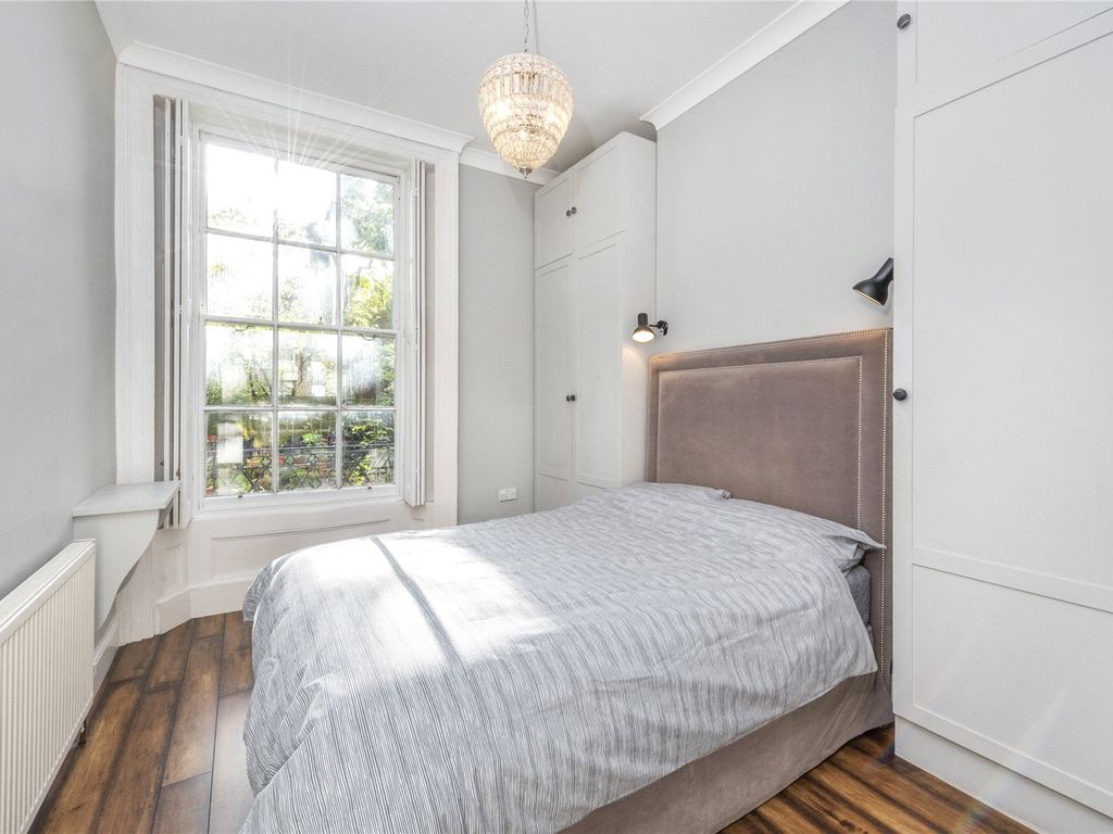1 bed flat for sale in Barnsbury Park, Barnsbury N1, £475,000