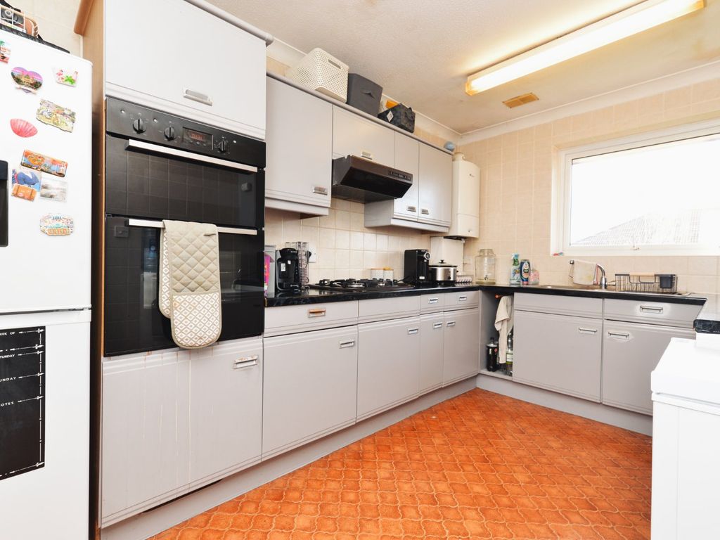 2 bed flat for sale in Fremington Court, New Milton BH25, £249,950