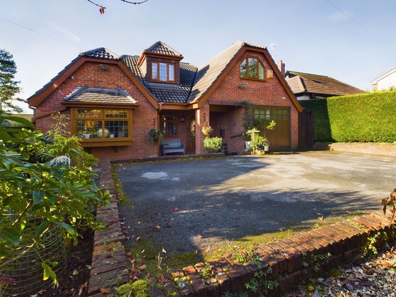 3 bed detached house for sale in Parc Seymour, Penhow, Caldicot NP26, £500,000