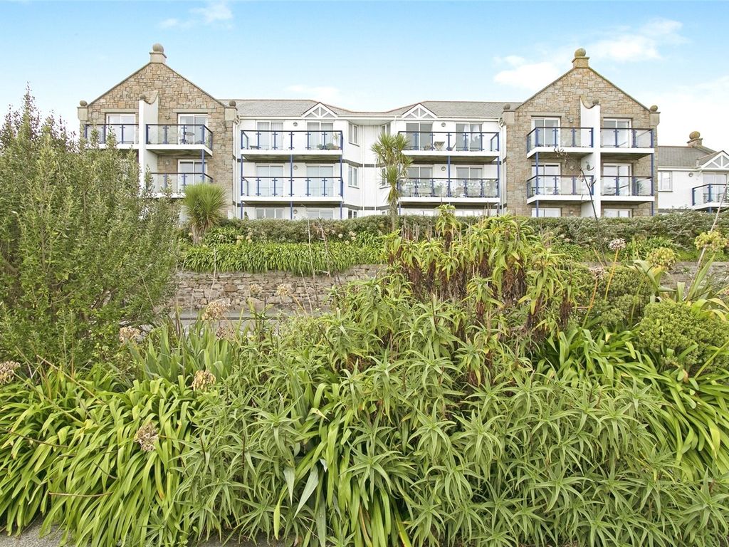 1 bed flat for sale in Chyandour Cliff, Penzance, Cornwall TR18, £260,000