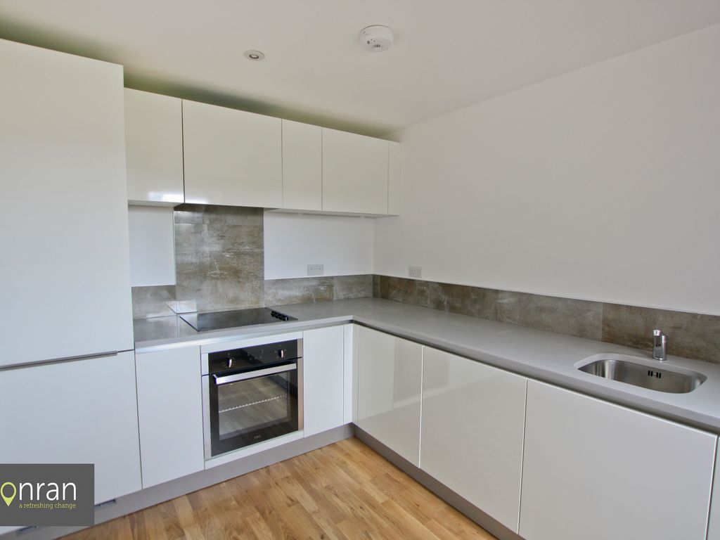 1 bed flat to rent in Bexley Road, Eltham Heights SE9, £1,400 pcm