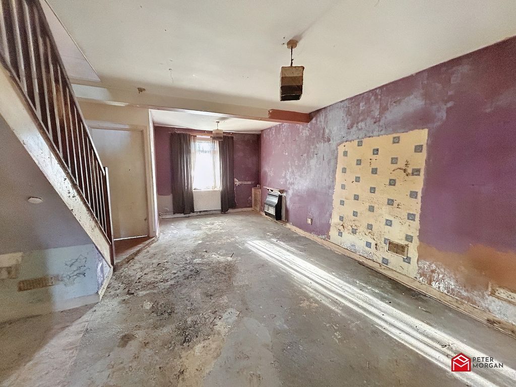 3 bed terraced house for sale in Oddfellows Street, Bridgend, Bridgend County. CF31, £46,000