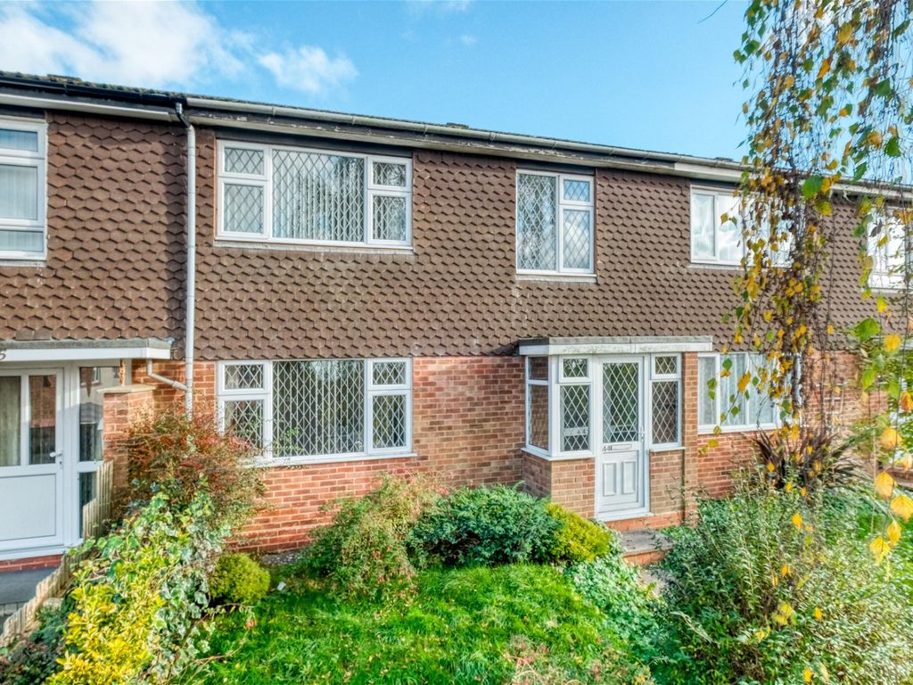 3 bed terraced house for sale in Well Close, Crabbs Cross, Redditch B97, £185,000
