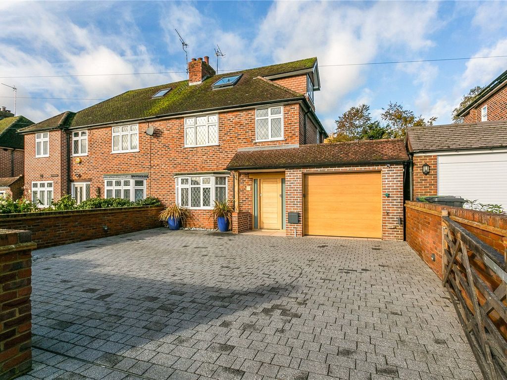 5 bed semi-detached house for sale in Chalklands, Bourne End, Buckinghamshire SL8, £925,000