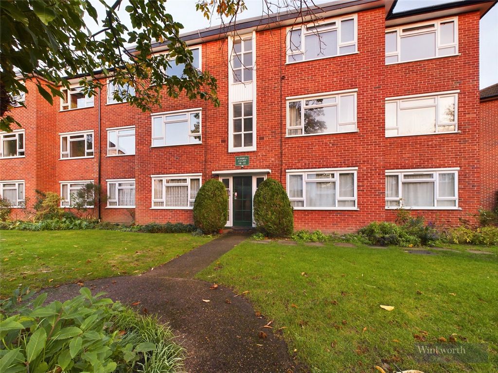 2 bed flat to rent in Oak Hill Crescent, Surbiton KT6, £1,850 pcm