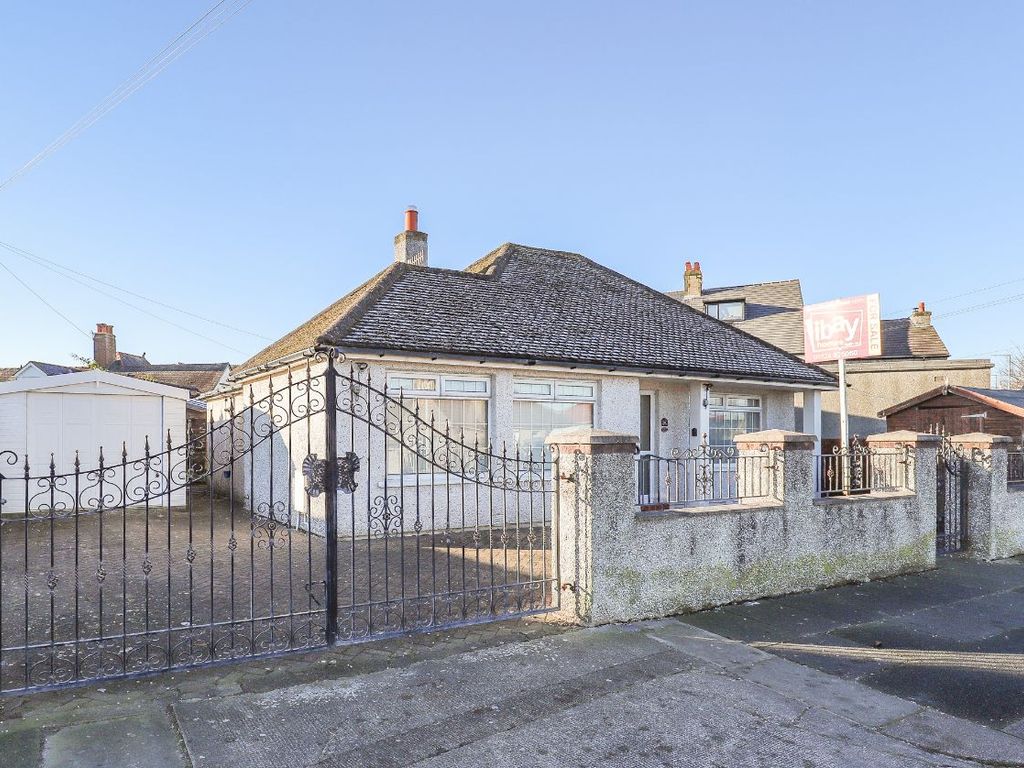 3 bed bungalow for sale in Low Lane, Morecambe LA4, £309,950