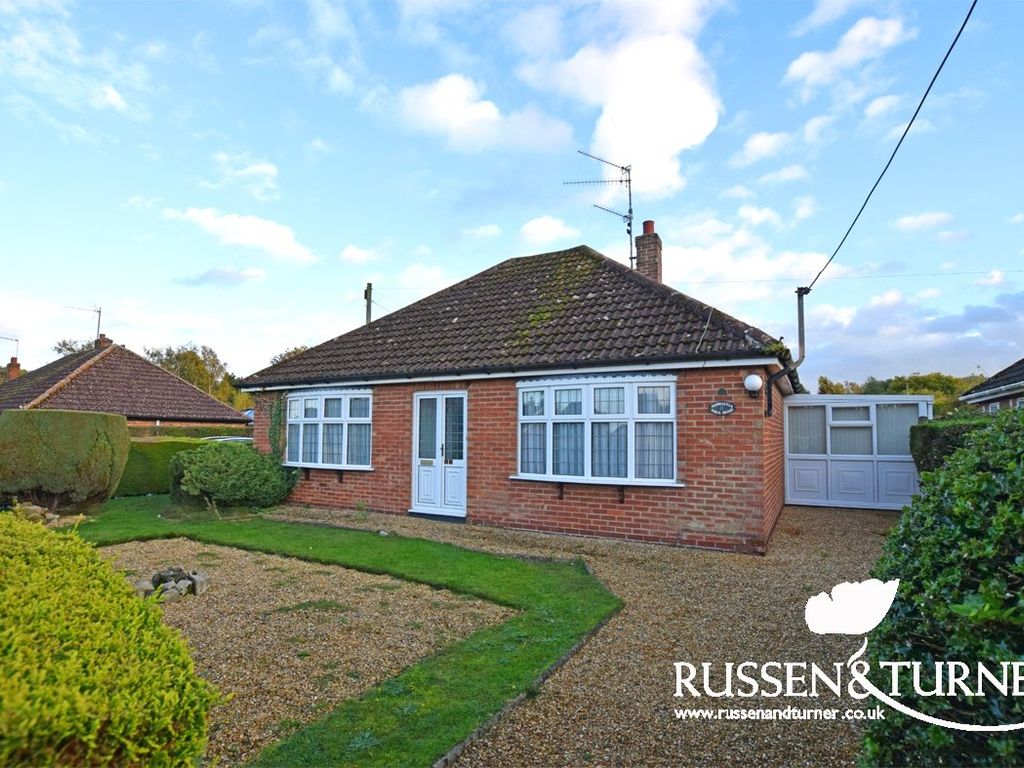 2 bed bungalow for sale in Hill Road, Middleton, King's Lynn PE32, £245,000