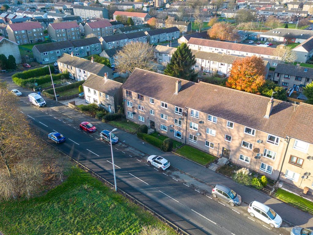 2 bed flat for sale in South Road, Lochee, Dundee DD2, £85,000
