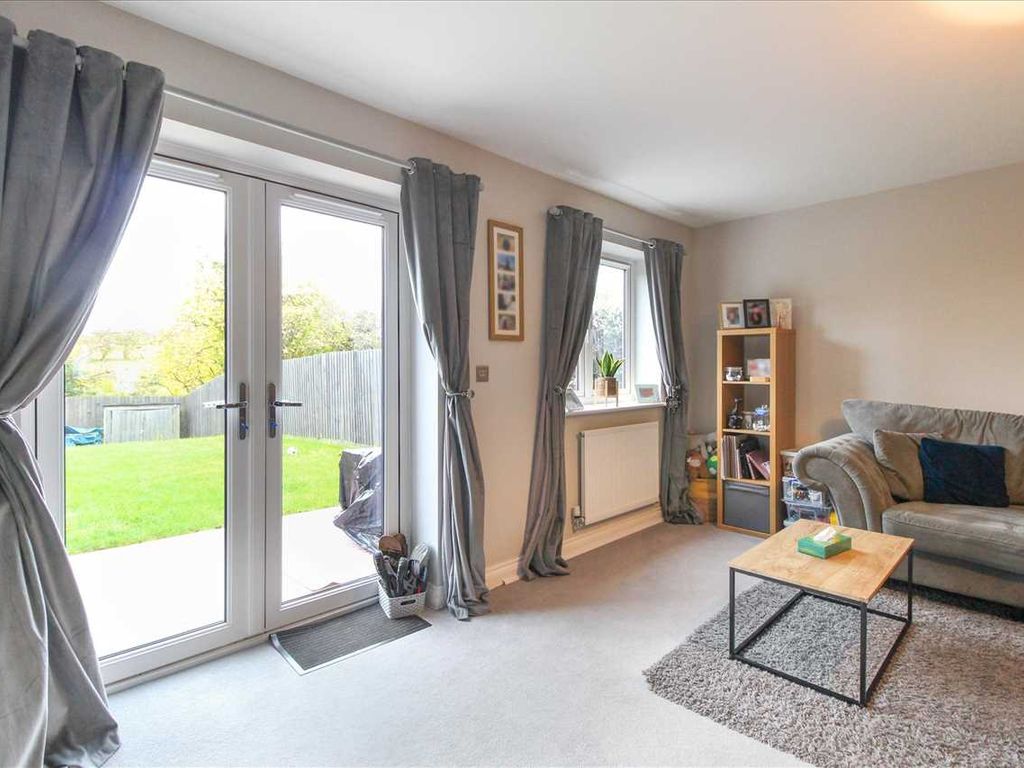 3 bed end terrace house for sale in Ambler Close, Burton Latimer, Kettering NN15, £260,000