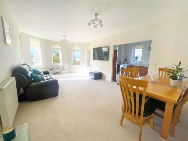 2 bed flat for sale in Sharkham Court, Brixham, Devon TQ5, £184,250