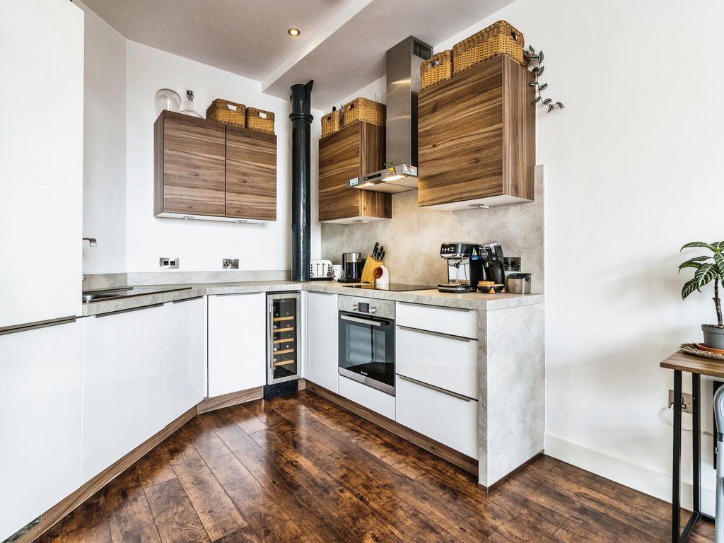 1 bed flat for sale in Cotton Street, Manchester M4, £250,000